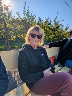 Profil de Catherine, une femme célibataire de 64 ans à Saint-Bruno-de-Montarville