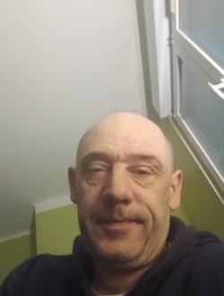 Profil de Yannick, un homme célibataire de 46 ans à Lille