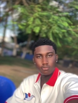 Profil de Christopher, un homme célibataire de 21 ans à Yaoundé