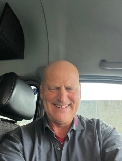 profile picture 0