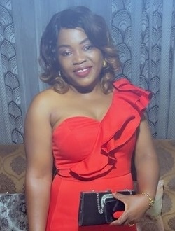 Profil de Marie, une femme célibataire de 47 ans à Yaoundé