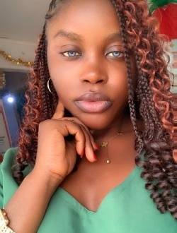 Profil de Cécile, une femme célibataire de 26 ans à Yaoundé