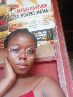 Profil de Sylvie, une femme célibataire de 33 ans à Ababa