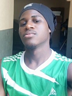 Profil de Emmanuel, un homme célibataire de 20 ans à Lomé