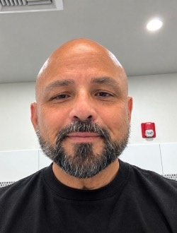 Profil de James, un homme célibataire de 48 ans à Pomona