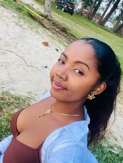 Profil de Nirina, une femme célibataire de 26 ans à Fianarantsoa