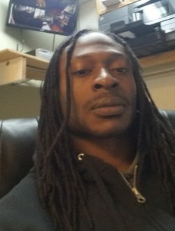 Profil de Satisfaction Guaranteed, un homme célibataire de 30 ans à Cedar Rapids