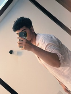 Profil de Aziz, un homme célibataire de 19 ans à Carthage