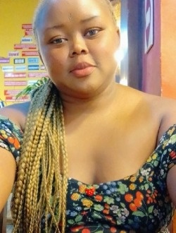 Profil de Lauranne, une femme célibataire de 29 ans à Bouaké