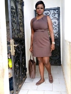 Profil de Viviane, une femme célibataire de 42 ans à Yaoundé