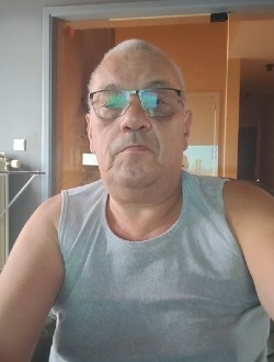 Profil de Luc, un homme célibataire de 61 ans à Aubel