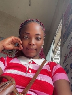 Profil de Brenda, une femme célibataire de 27 ans à Yaoundé
