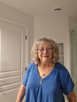 Profil de Nicole, une femme célibataire de 75 ans à Saint-Eustache