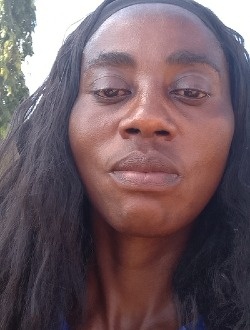 Profil de Carine, une femme célibataire de 47 ans à Abang