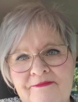Profil de Louise, une femme célibataire de 74 ans à Trois-Rivières