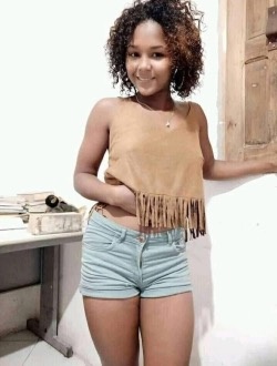 Profil de Patricia, une femme célibataire de 25 ans à Aharana