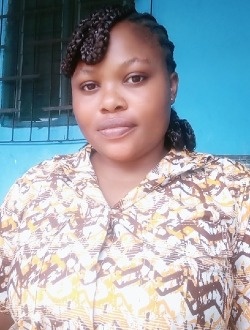 Profil de Léonard, une femme célibataire de 30 ans à Abadjin-Doumé