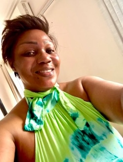Profil de Paty, une femme célibataire de 46 ans à Grand-Bassam