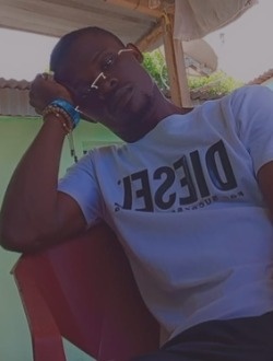 Profil de Emeka, un homme célibataire de 25 ans à Divo