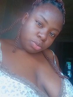 Profil de Catherine, une femme célibataire de 26 ans à Douala