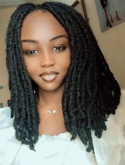 Profil de Gwladys, une femme célibataire de 22 ans à N'Djamena