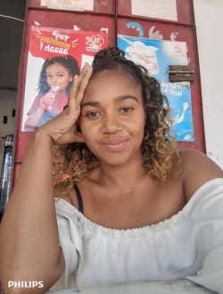Profil de Sidonie, une femme célibataire de 29 ans à Toamasina