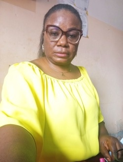 Profil de Florest, une femme célibataire de 42 ans à Yaoundé