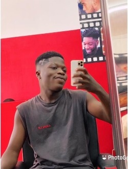 profile picture 0