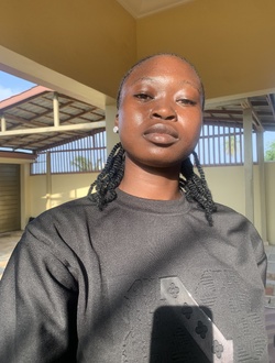 Profil de Rafiath, une femme célibataire de 23 ans à Cotonou