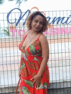 Profil de Larie, une femme célibataire de 35 ans à Nosy-Be
