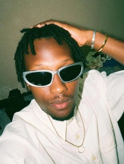 profile picture 0