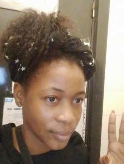 Profil de Perle, une femme célibataire de 34 ans à Libreville