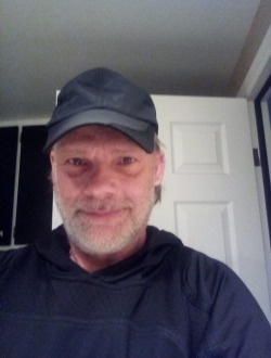 Profil de Patrice, un homme célibataire de 59 ans à Magog