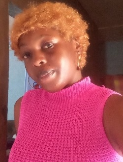Profil de Nicoline, une femme célibataire de 21 ans à Yaoundé