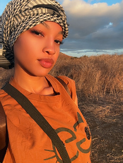 Profil de Samira, une femme célibataire de 22 ans à Antsiranana