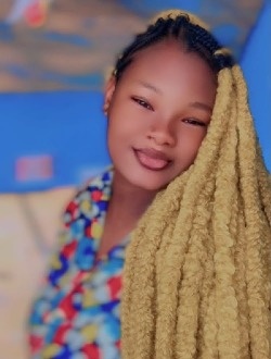Profil de Stephanie, une femme célibataire de 24 ans à Cotonou