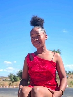 Profil de Cathycia, une femme célibataire de 20 ans à Sambava