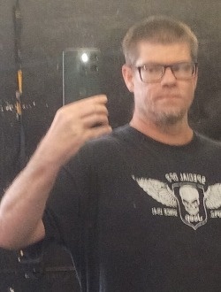 Profil de Michael, un homme célibataire de 42 ans à Buhl
