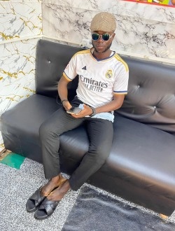 Profil de Justin, un homme célibataire de 29 ans à Yaoundé