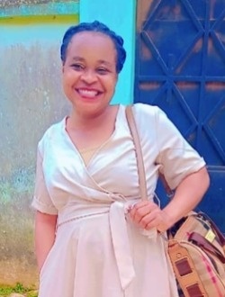 Profil de Céline, une femme célibataire de 41 ans à Yaoundé