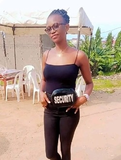 Profil de Elisabeth, une femme célibataire de 30 ans à Abang