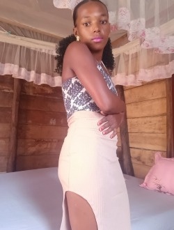 Profil de Elina, une femme célibataire de 23 ans à Sambava