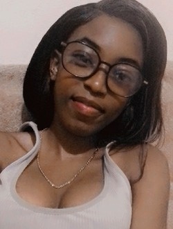 Profil de Fernande, une femme célibataire de 22 ans à Yaoundé