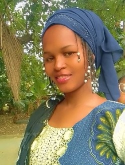 Profil de Aïcha, une femme célibataire de 23 ans à Dakar
