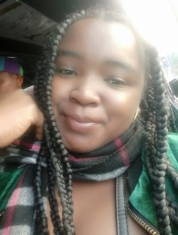 Profil de Lalah, une femme célibataire de 25 ans à Alakambato
