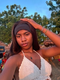 Profil de Sharon, une femme célibataire de 20 ans à Antsiranana