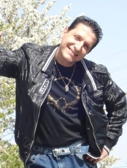 profile picture 0