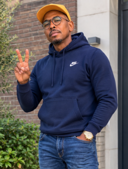 Profil de Raoul, un homme célibataire de 44 ans à Mons-Lez-Liège
