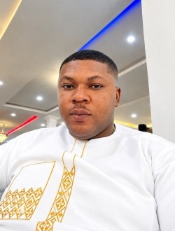Profil de Victor, un homme célibataire de 37 ans à Lagos