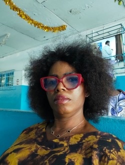Profil de Laure Prunelle, une femme célibataire de 0 ans à Abidjan